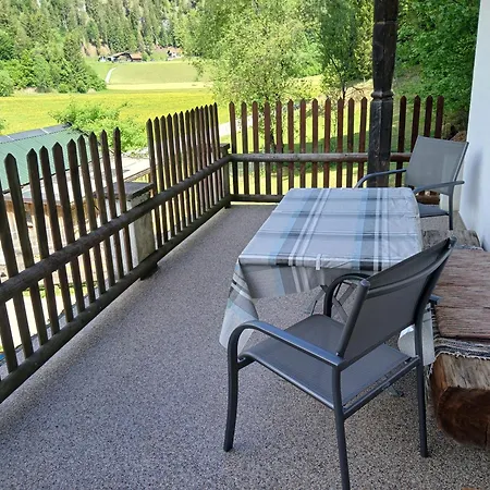 - - Café Dörfl 4*